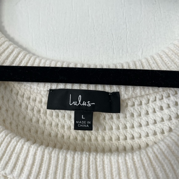 Cropped Sweater Tank - Picture 6 of 7